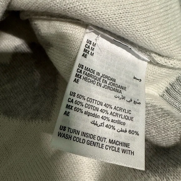 Charter Club Sequin Heart Women’s Sweater - Picture 6 of 6